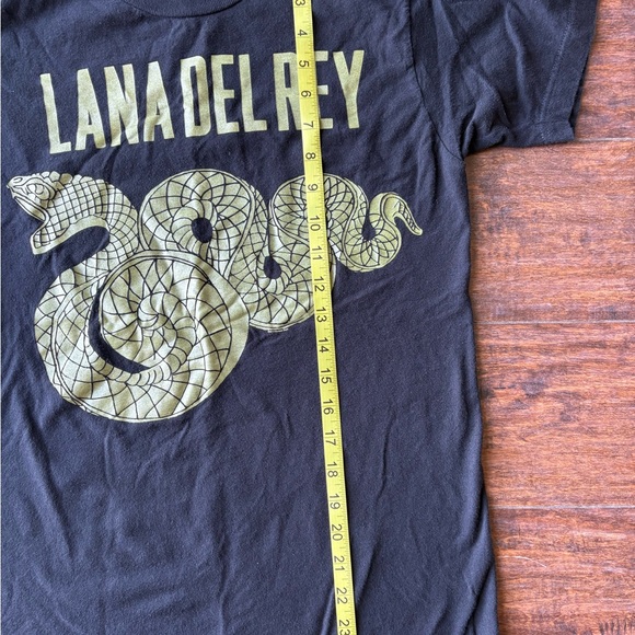 Authentic Lana Del Rey t shirt from the American Tour 2014 Concert - Picture 4 of 9